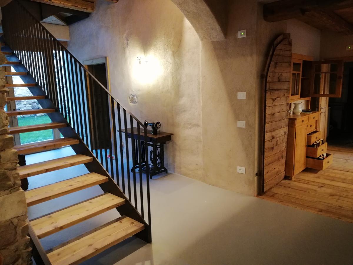 Villa Agritur Ciastel à Sanzeno Extérieur photo