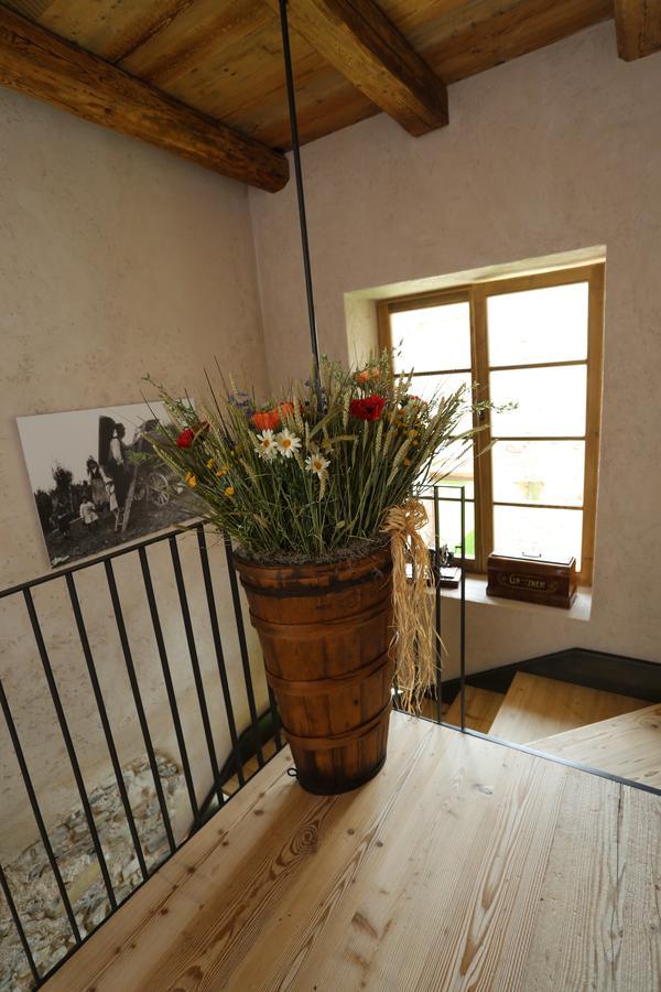 Villa Agritur Ciastel à Sanzeno Extérieur photo