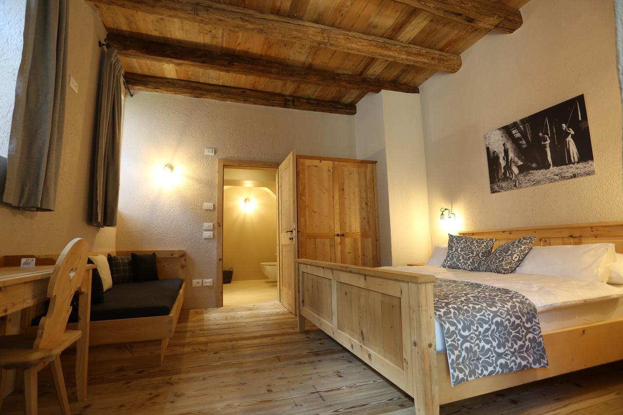Villa Agritur Ciastel à Sanzeno Extérieur photo
