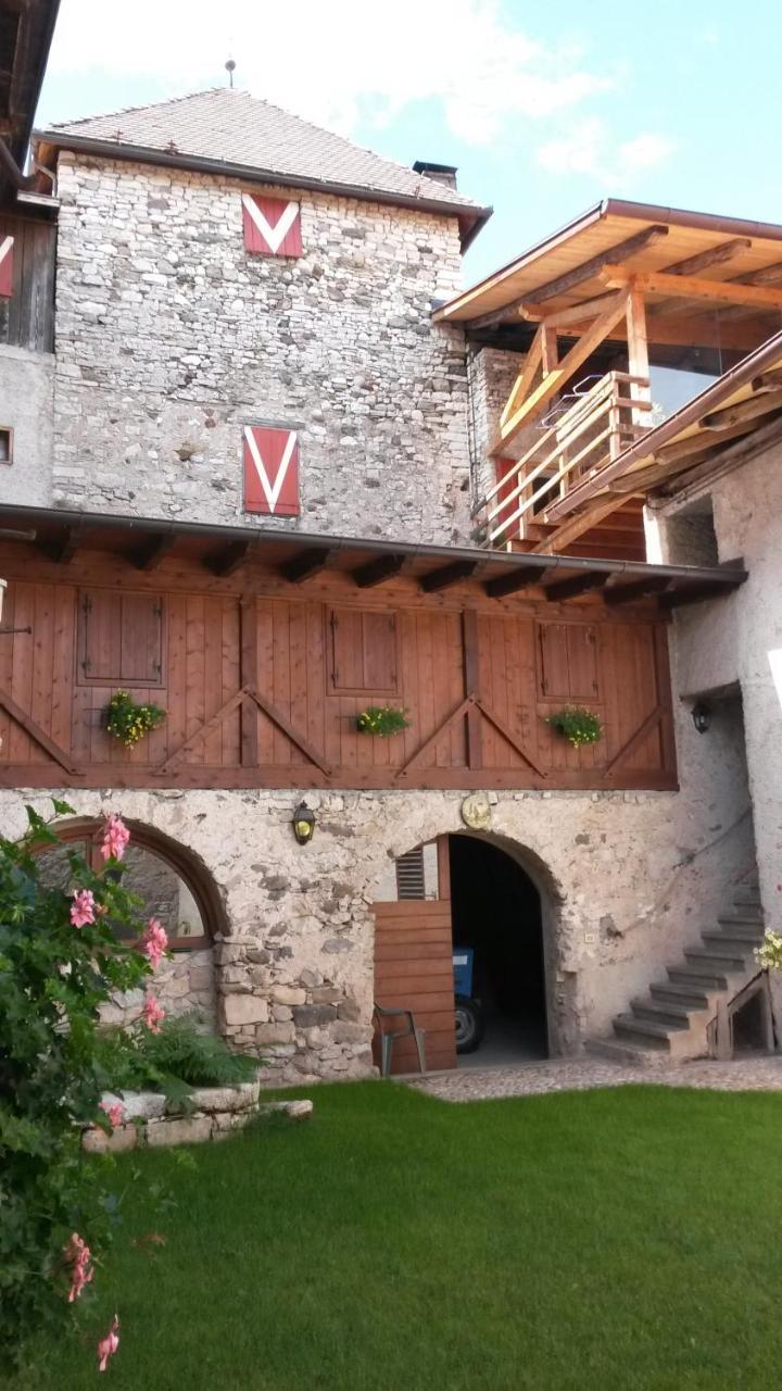 Villa Agritur Ciastel à Sanzeno Extérieur photo